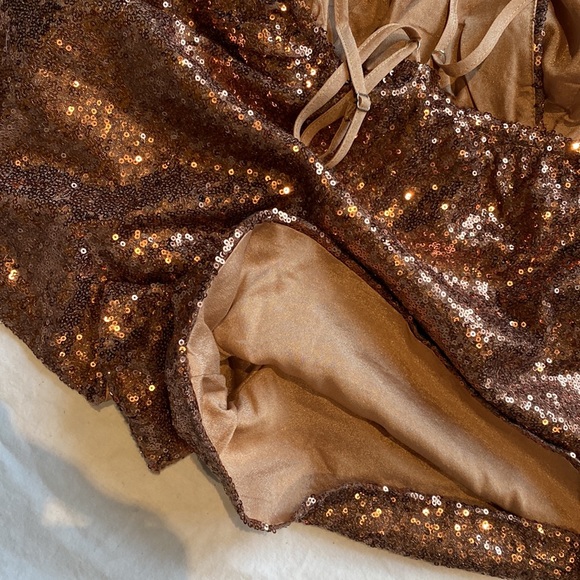 Showpo Australia, gorgeous party dress - Picture 6 of 13